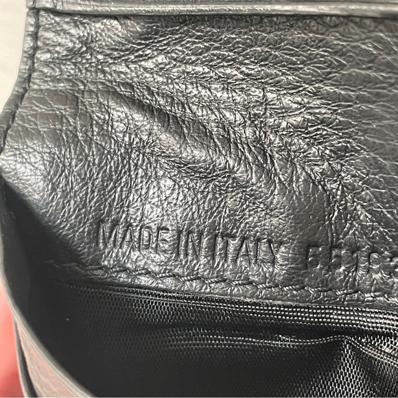 Balenciaga black leather minimal white logo compact zip wallet - Picture 9 of 11